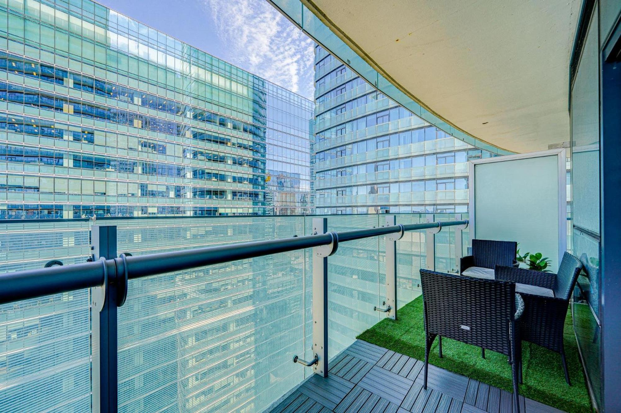 Skytree - Modern Rusty Condo Close To Union Station In Heart Of Downtown Τορόντο Εξωτερικό φωτογραφία